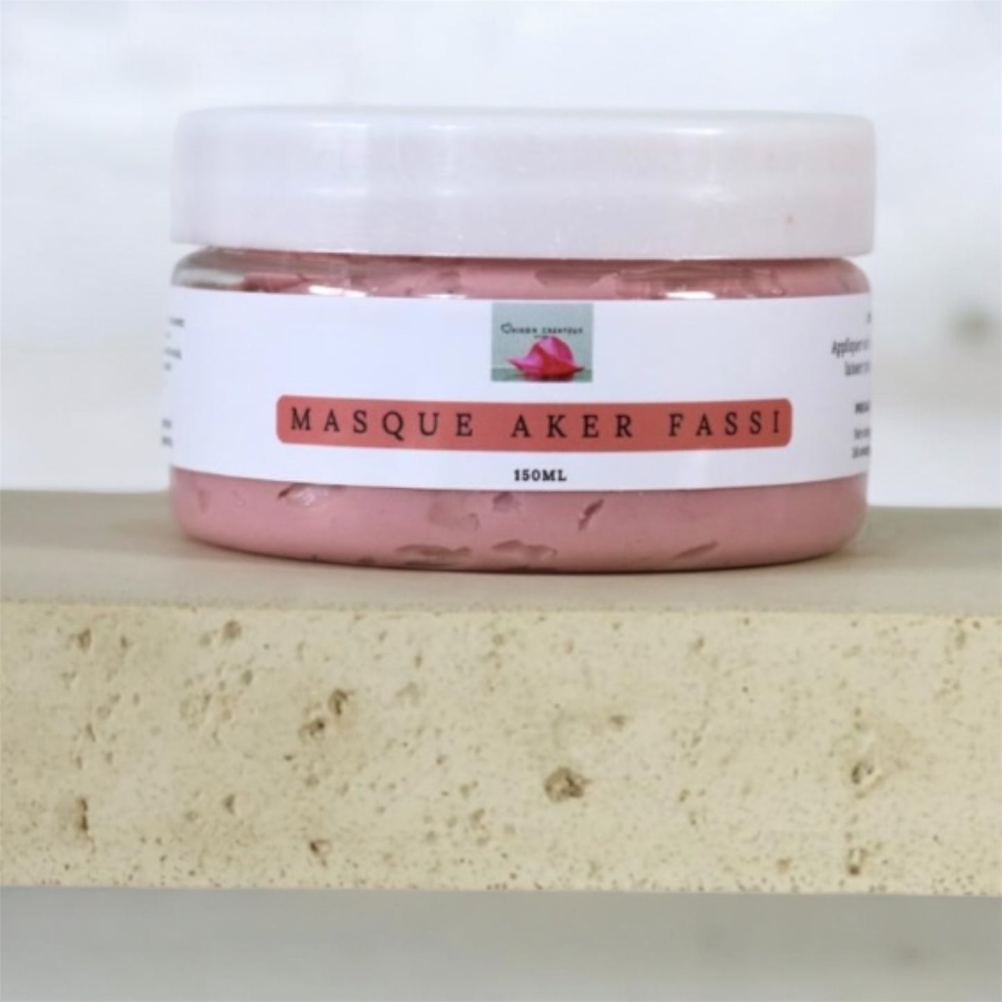 Routine Skincare Aker Fassi
CS Beauty
Gamme : Soins Naturels Visage | Aker Fassi
⸻
Description :
Plongez dans l’univers de la beauté orientale avec le rituel