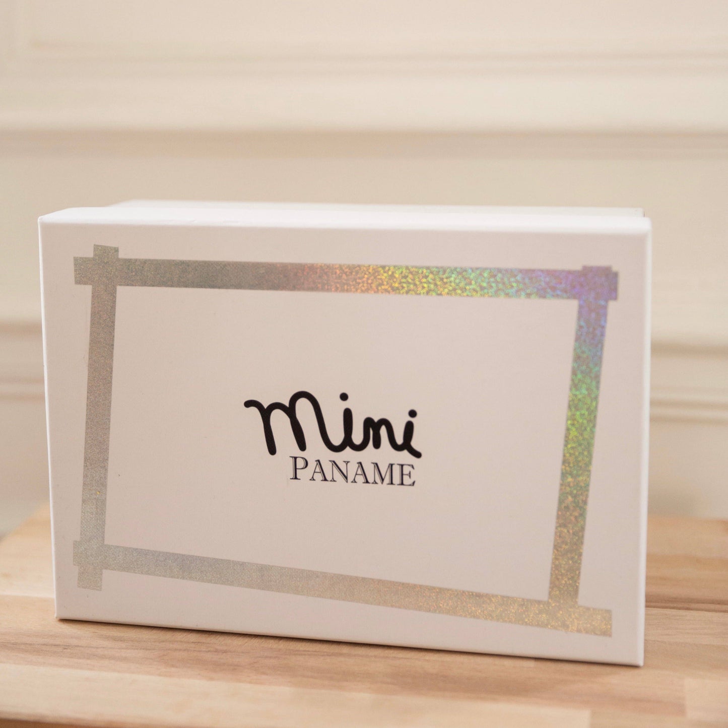 Mini Edith-Little Sister: WHITE