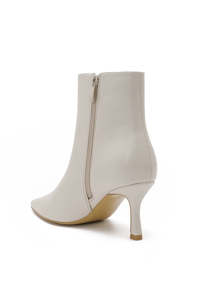 Bottines élégantes à talon fin et bout pointu Noir