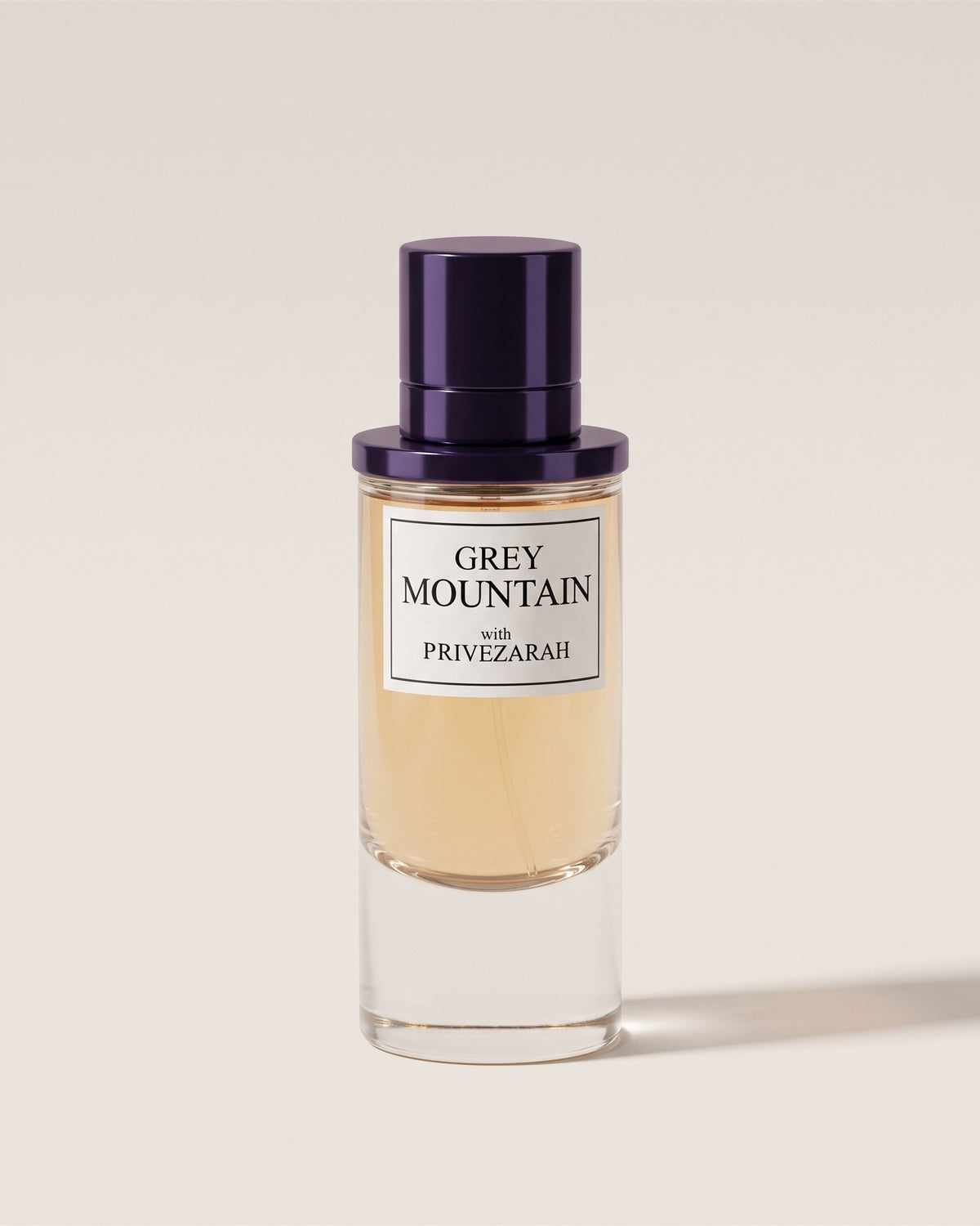 Eau de parfum Grey Mountain de Paris Corner Privezarah, flacon à bouchon violet
